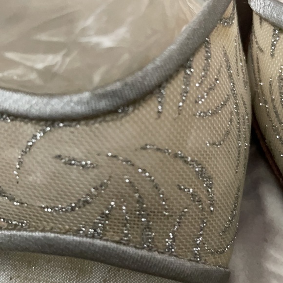 Shoes - Picture 7 of 7